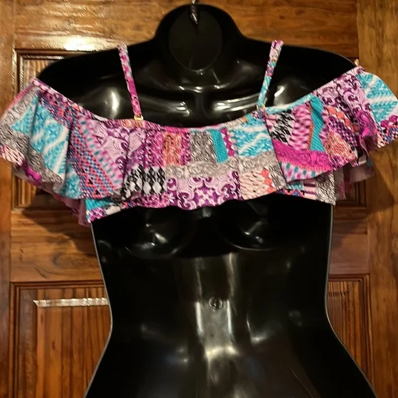 Colorful Ruffle Bikini Top - Picture 4 of 7